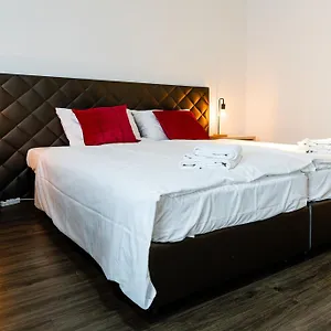 hine-adon-apart-bern-airport.hotelsbaselswitzerland.com/